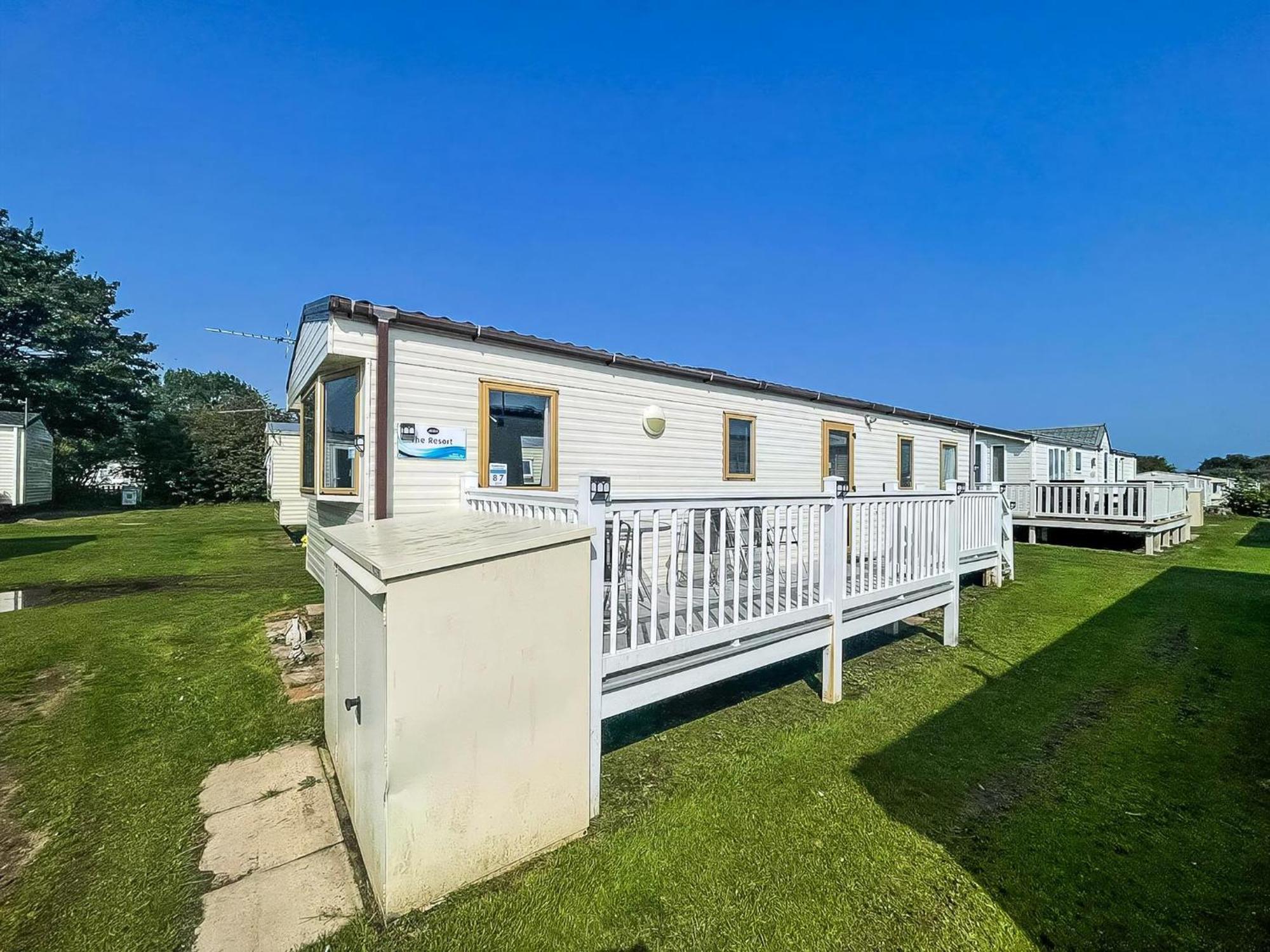8 Berth Caravan With Decking At Sunnydale In Lincolnshire Ref 35087S Louth  Εξωτερικό φωτογραφία