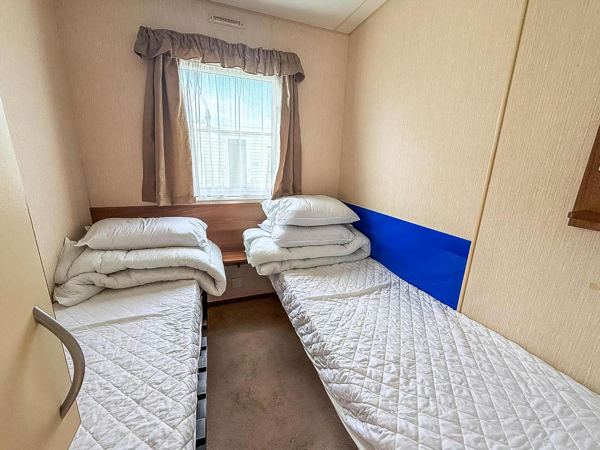 8 Berth Caravan With Decking At Sunnydale In Lincolnshire Ref 35087S Louth  Εξωτερικό φωτογραφία