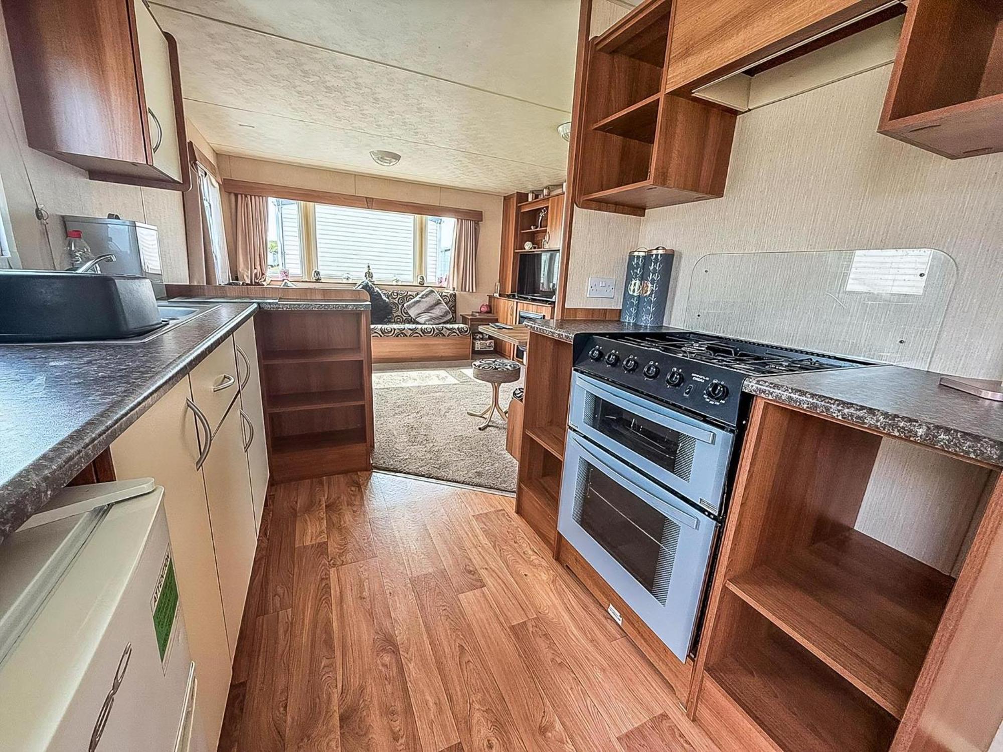 8 Berth Caravan With Decking At Sunnydale In Lincolnshire Ref 35087S Louth  Εξωτερικό φωτογραφία